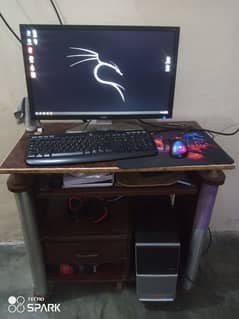 XEON PC "i7 4790" with Rx5500xt 8gb with Box with 24inch Monitor