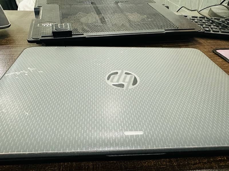 HP core M3 7th Gen Urgent sale |Lenevo Mac Acer Dell Samsung| 5