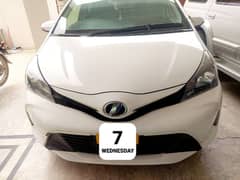 Toyota Vitz 2015