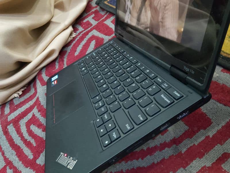 Lenovo Core i3 7th Generation Youga E 0