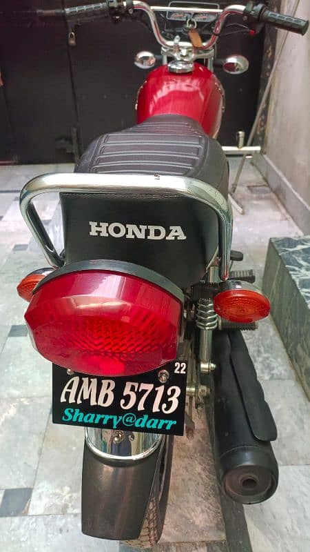 Honda 125 Special addition self start 4