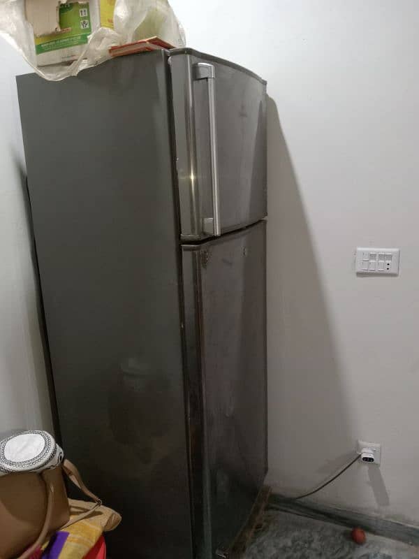 Dawlance fridge urgent  for sale 2