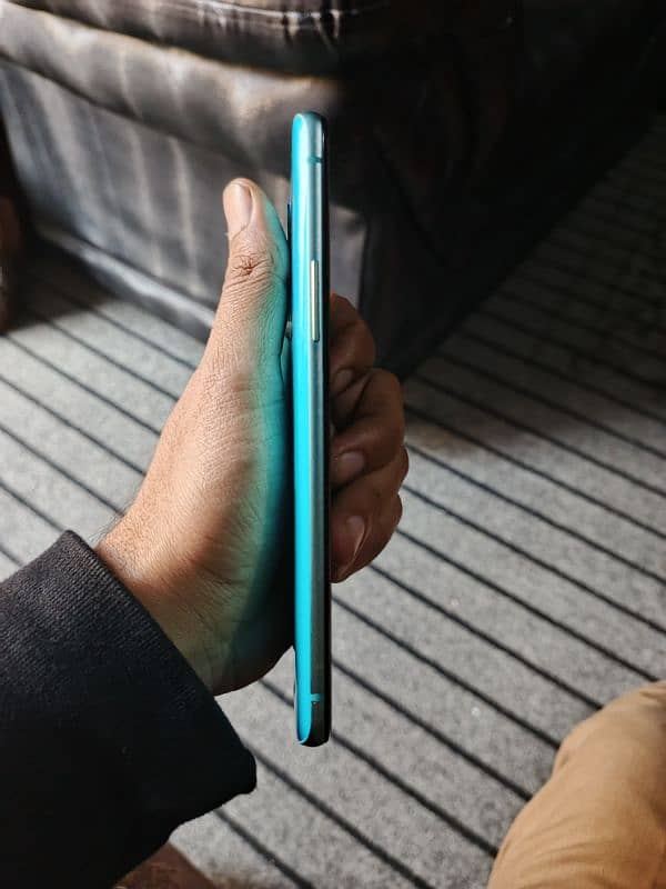 One Plus 8T in Very Good Condition | 9/10 Condition 3