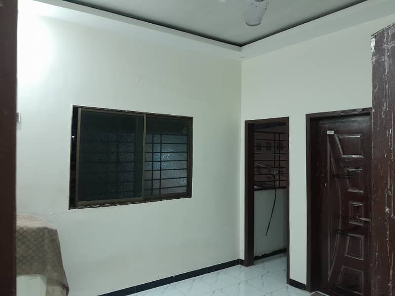 2 bed drawing Lounge 5th floor portion for rent with roof 3