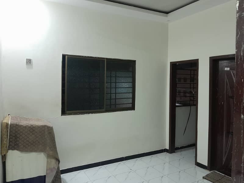 2 bed drawing Lounge 5th floor portion for rent with roof 5