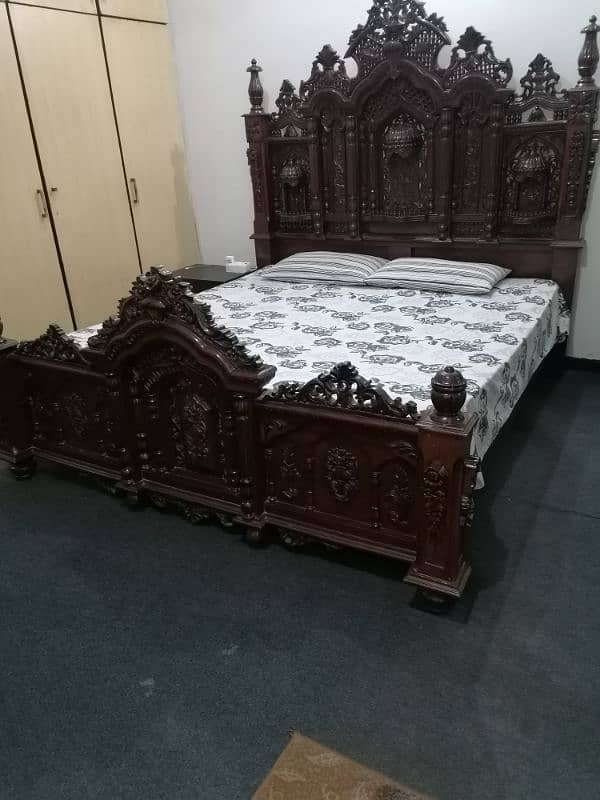 Chinoti Bed and Dressing table pure wood 4