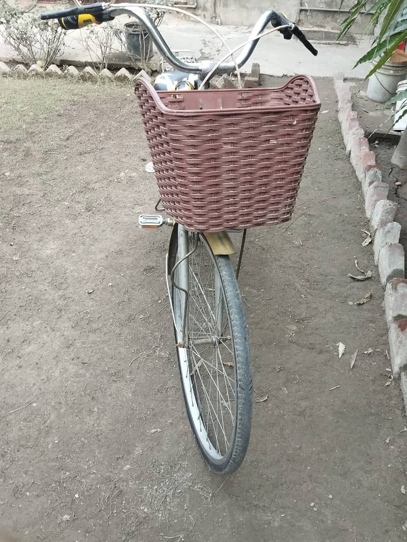 Cycle with big bucket for sale 2