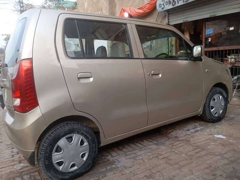 Suzuki Wagon R 2016 1