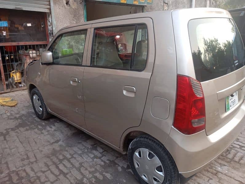 Suzuki Wagon R 2016 3