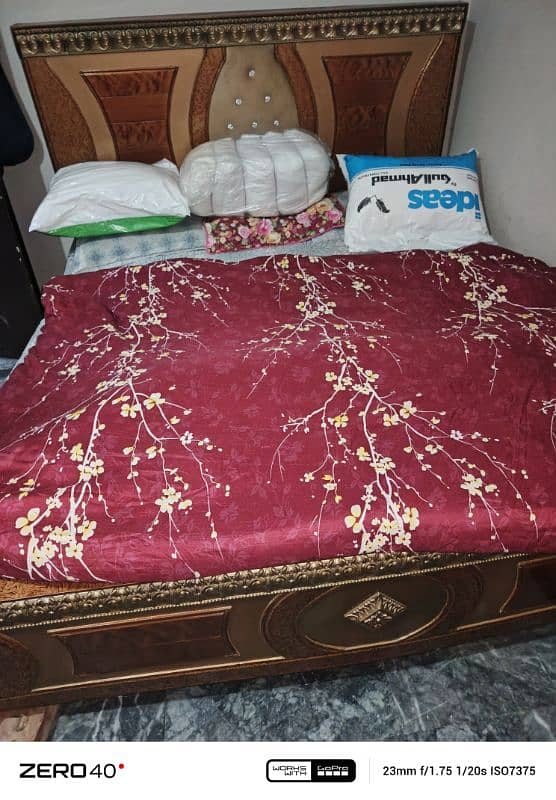 Used Bed like New 4