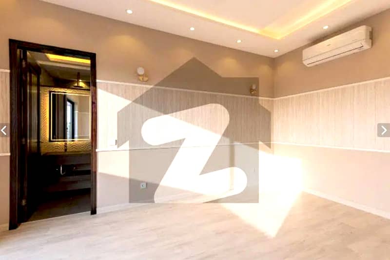 1 Kanal Lavish Upper Portion On Top Location For Rent in DHA Phase 7 Lahore 5