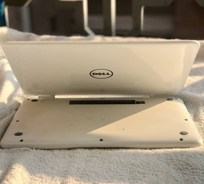 Dell inspiron Core m3 6Th Generation 7