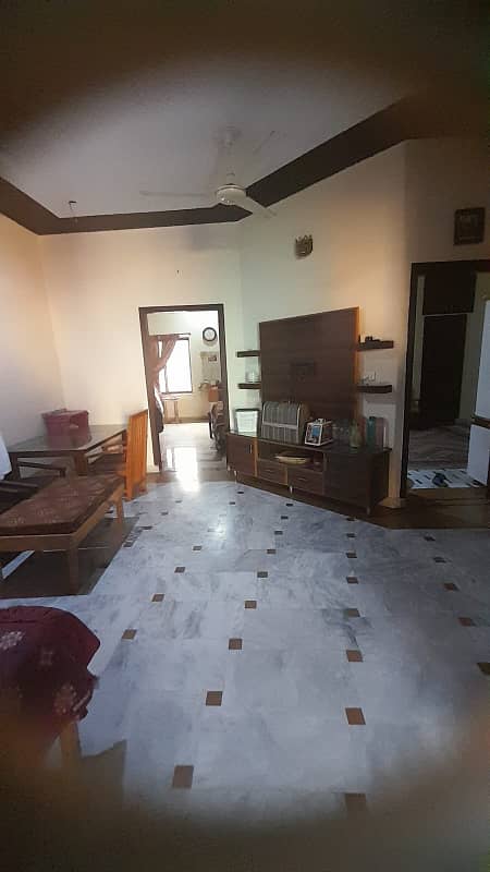 10 Marla Upper Portion For Rent in Tariq Garden Block C 0