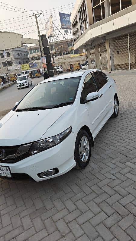 Honda City IVTEC 2017 13