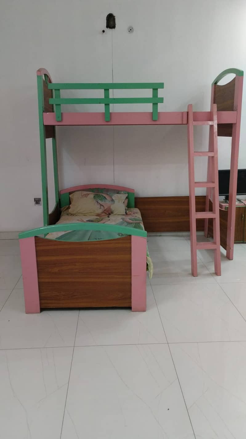 triple bunk bed / Day bed 0