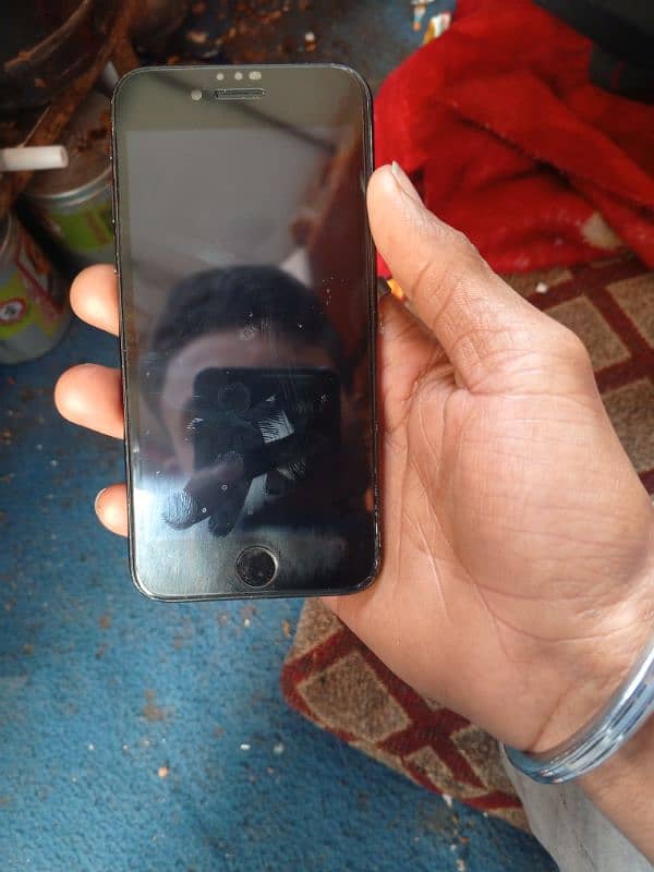 iPhone 8,non pta price 13. k 1