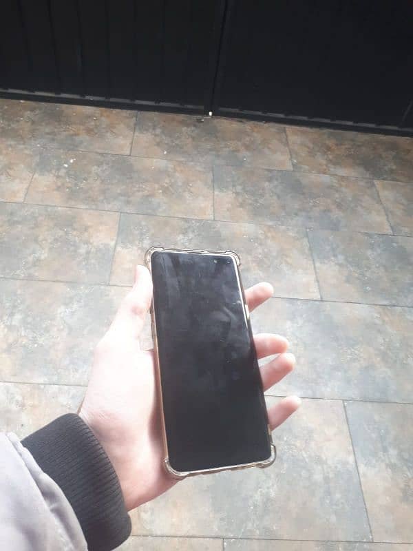 Samsung s10 5g 8 256 non pta screen line and back crack 0