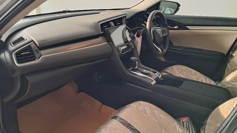 Honda Civic Oriel 2019 4