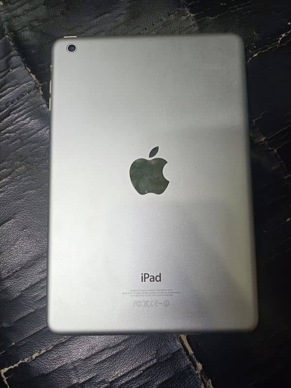 ipad mini2  A1432 0