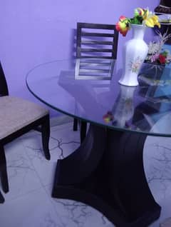 selling dining table