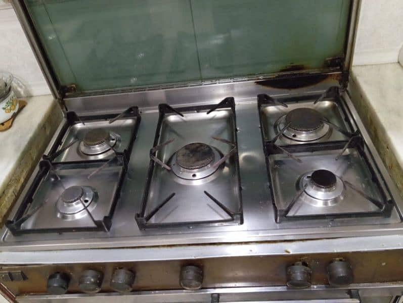 Italion gas oven 1