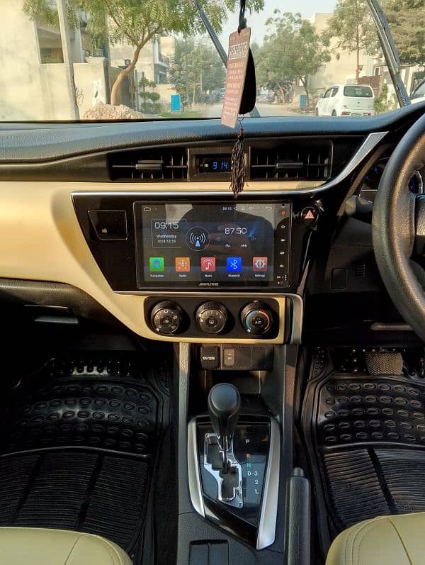 Toyota Corolla Altis 2019 6