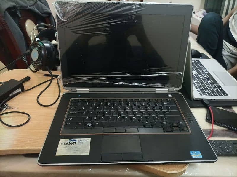 Dell Latitude E6420 Core i5 2nd Generation 1