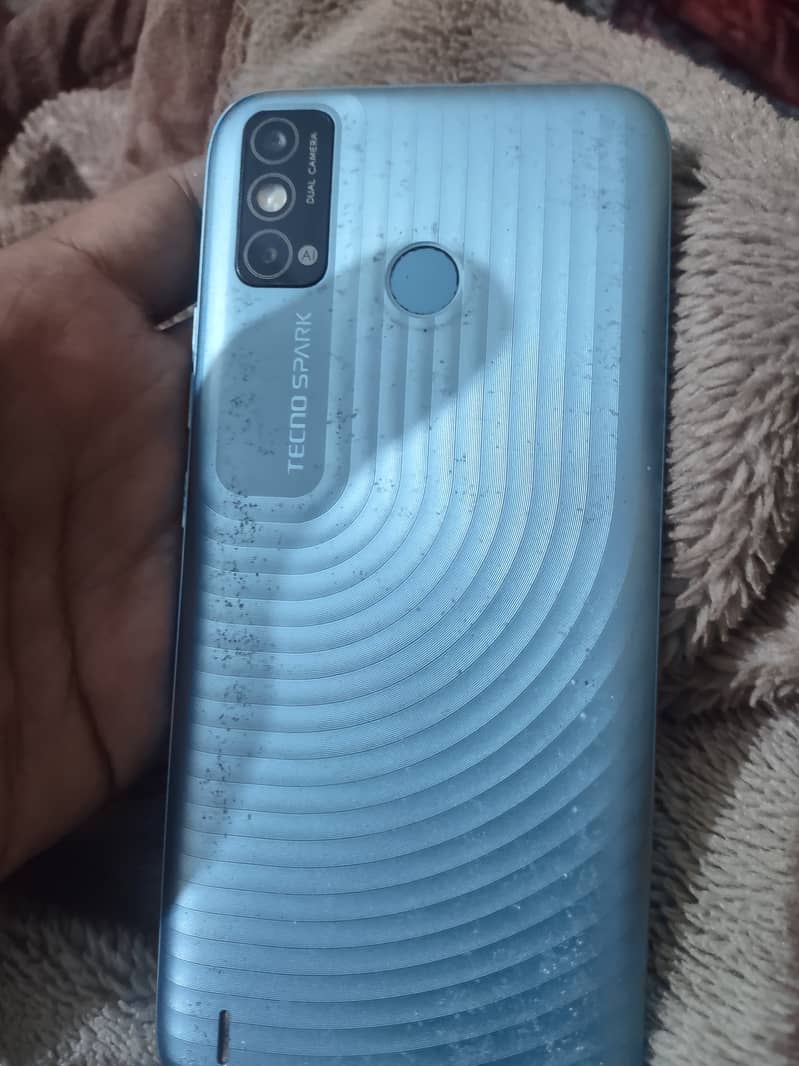 Tecno Spark 6 Go 3