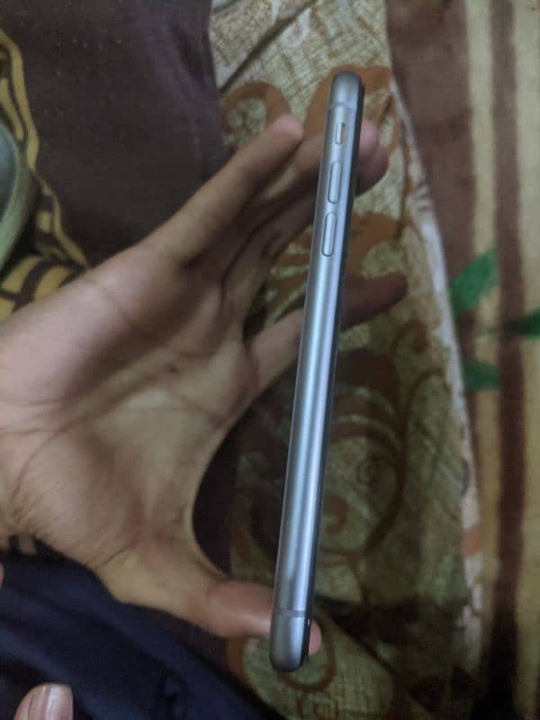 Iphone 11 Non Pta (Factory unlocked) 2