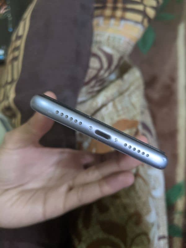 Iphone 11 Non Pta (Factory unlocked) 3