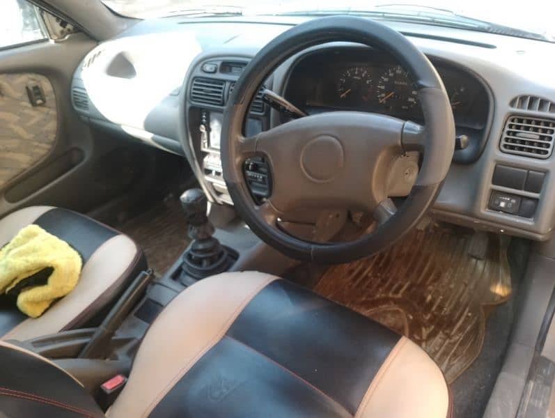 Suzuki Baleno 2005 12