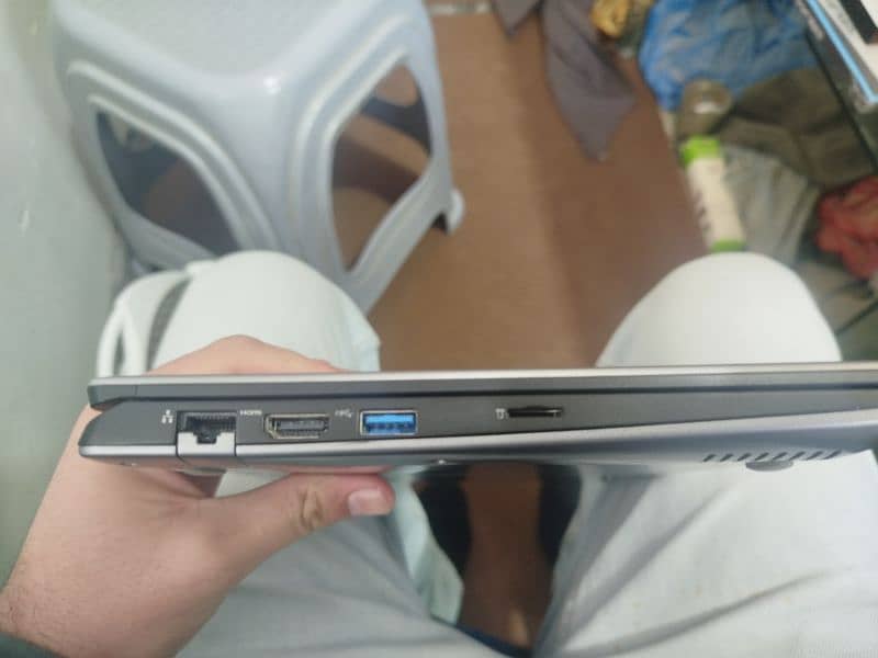 Haier Y11C laptop 4