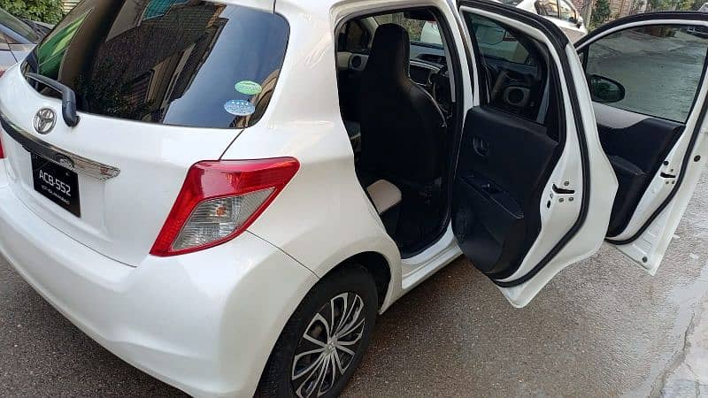 vitz 2013 6