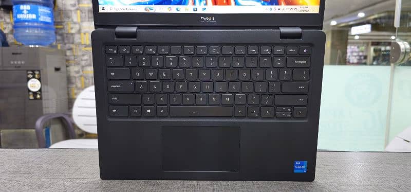 Dell Latitude 3410 Core i5 11th gen 8gb 256 5