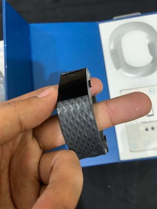 Fitbit Charge 2 10/9 Condition For Sale 2