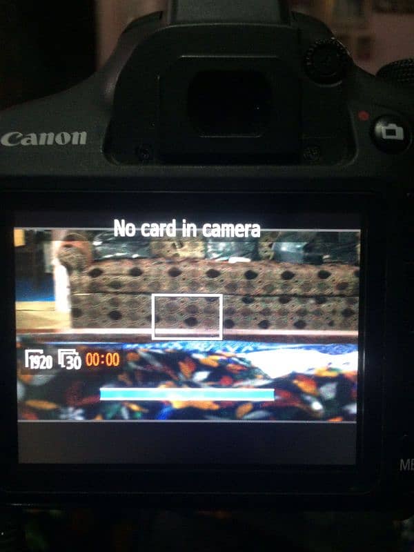 Canon 1200D 1