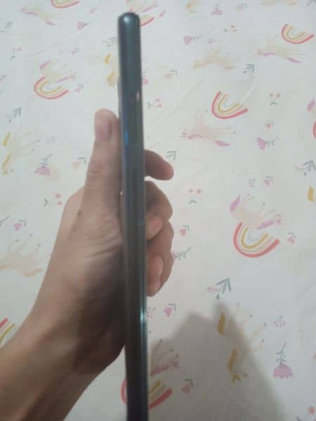 moto g stylish 5g 4/128 non pta but 3 months sim work karegi 4