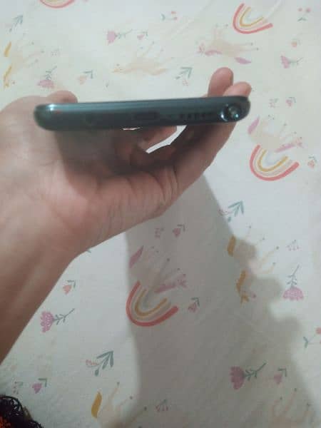 moto g stylish 5g 4/128 non pta but 3 months sim work karegi 5