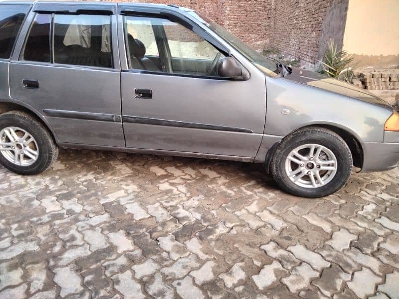 Suzuki Cultus VXR 2012 1