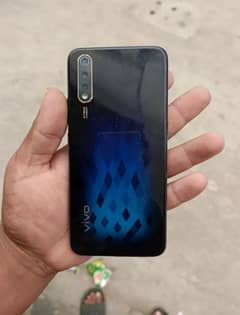 Vivo s1 4/128