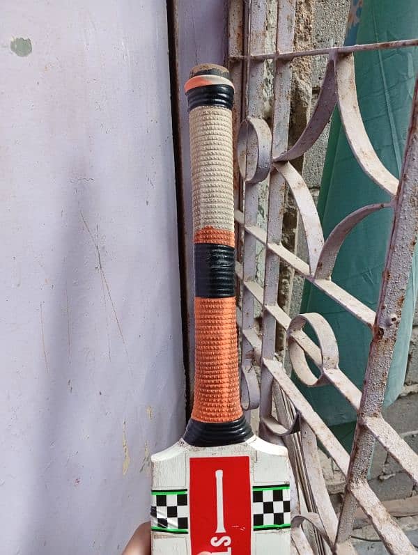 GRAY-NICOLLS BAT GENERATION 1.3 5