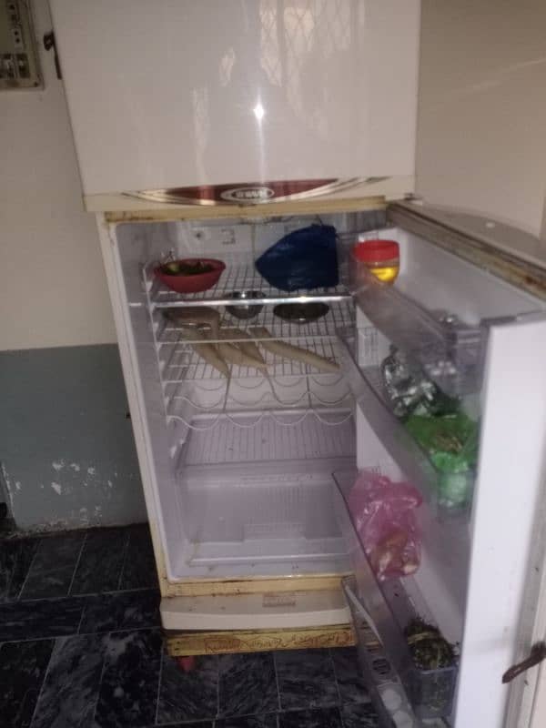 "Refrigerator for Sale" 6