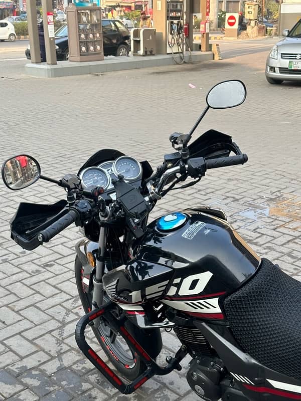 Hondq CB150F 2024 13