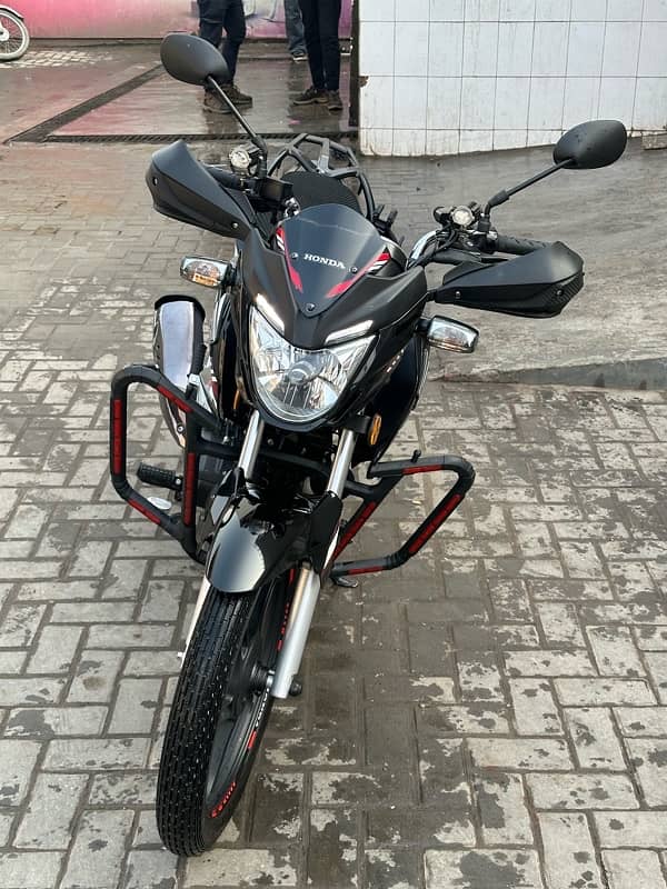 Hondq CB150F 2024 17