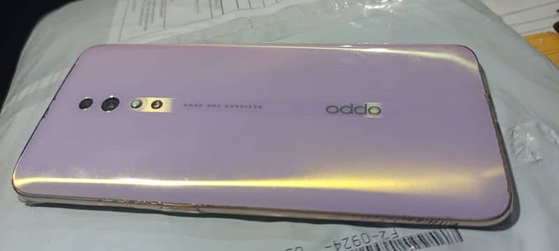 oppo Reno z 8/256 10