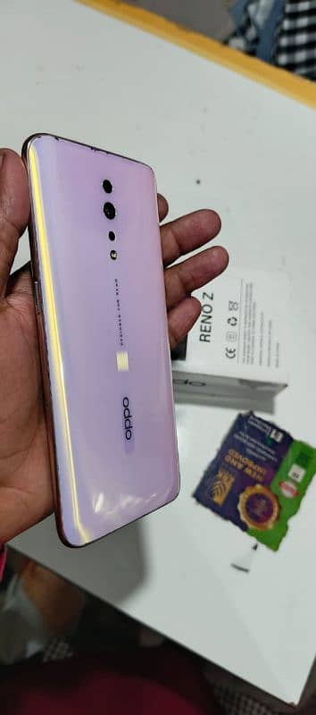 oppo Reno z 8/256 12