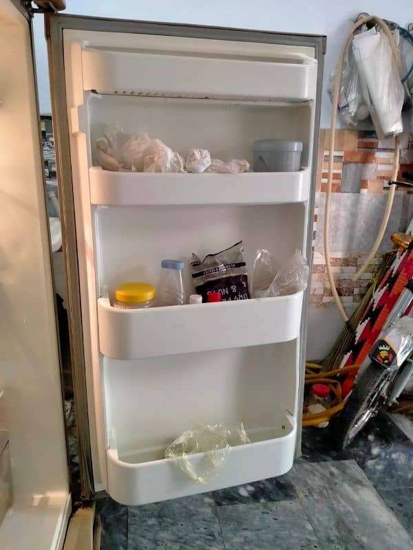 dawlance refrigerator 9188D 4