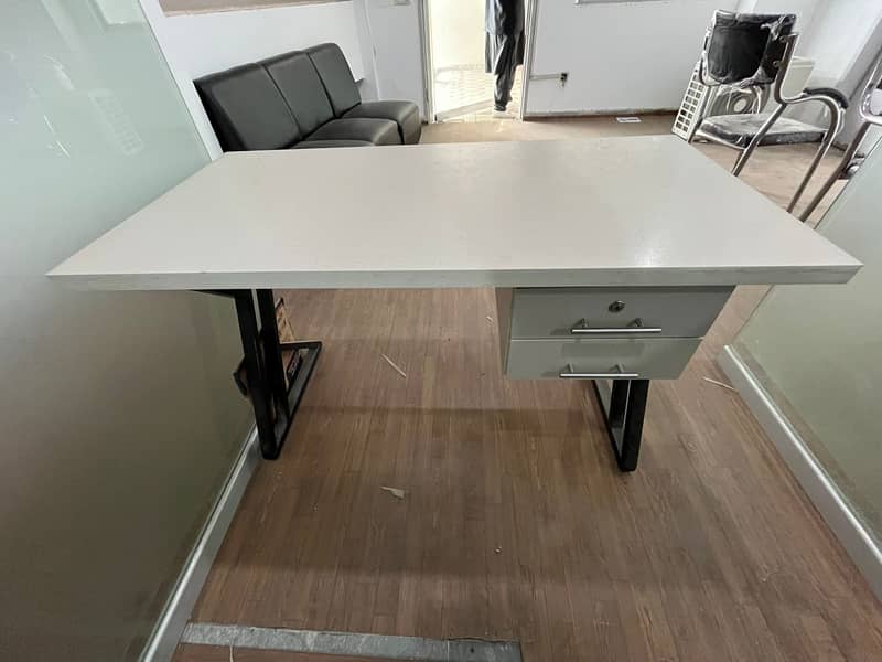 fresh new office computer tables 4