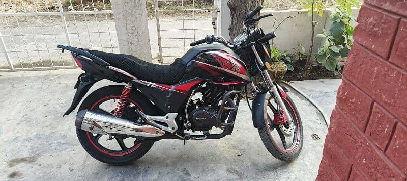 Honda CB150f (2017) black 7