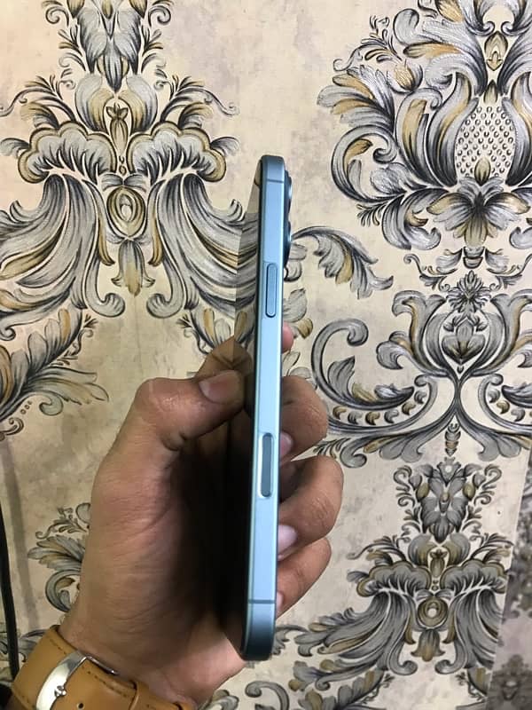 iphone 16 plus 128Gb N. P System active 3